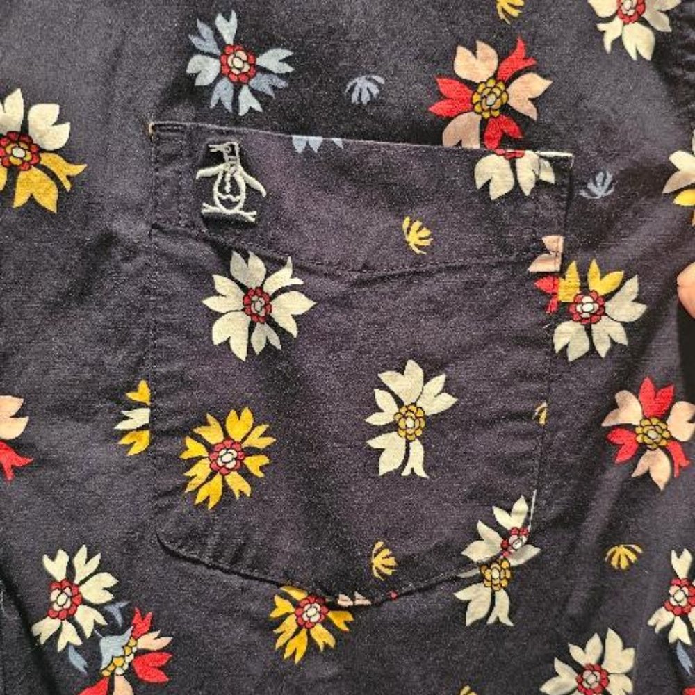 PENGUIN short sleeve shirt - Size XL - navy blue floral print - Picture 2 of 4